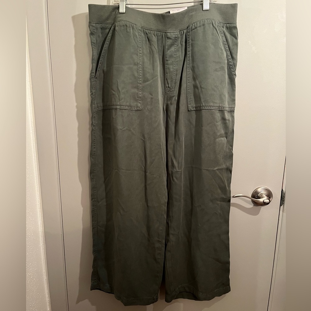 3 NEW Pairs of Pants- St. John's Bay Wide Leg Crop High Rise Pants - Picture 6 of 16